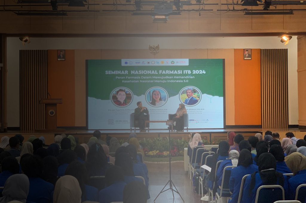 (Seminar Nasional Farmasi ITB 2024, Sumber: Tim Etawalin)