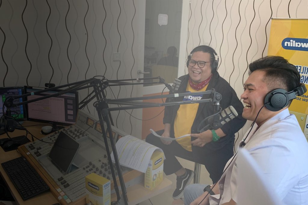(Etawalin di Radio TOP Semarang, Sumber: Freepik)