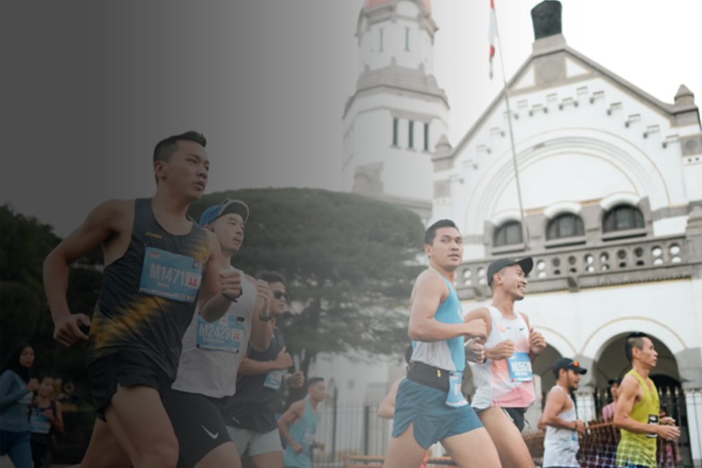 Semarang 10K hadir lagi dengan tema "Step Up Your Limit", mengajak masyarakat menjalani gaya hidup aktif lewat lari di pusat Kota Semarang. Dengan dukungan Etawalin, raih prestasi lebih dan jaga kesehatan sendi saat berlari. Baca artikel lengkapnya untuk tips menjaga kesehatan sendi saat berlari!
