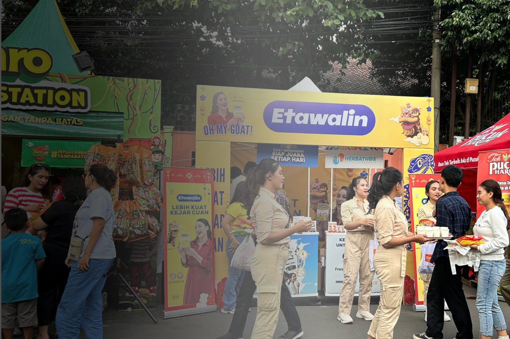 (Serunya Booth Etawalin di Bogor, Sumber: Tim Etawalin)