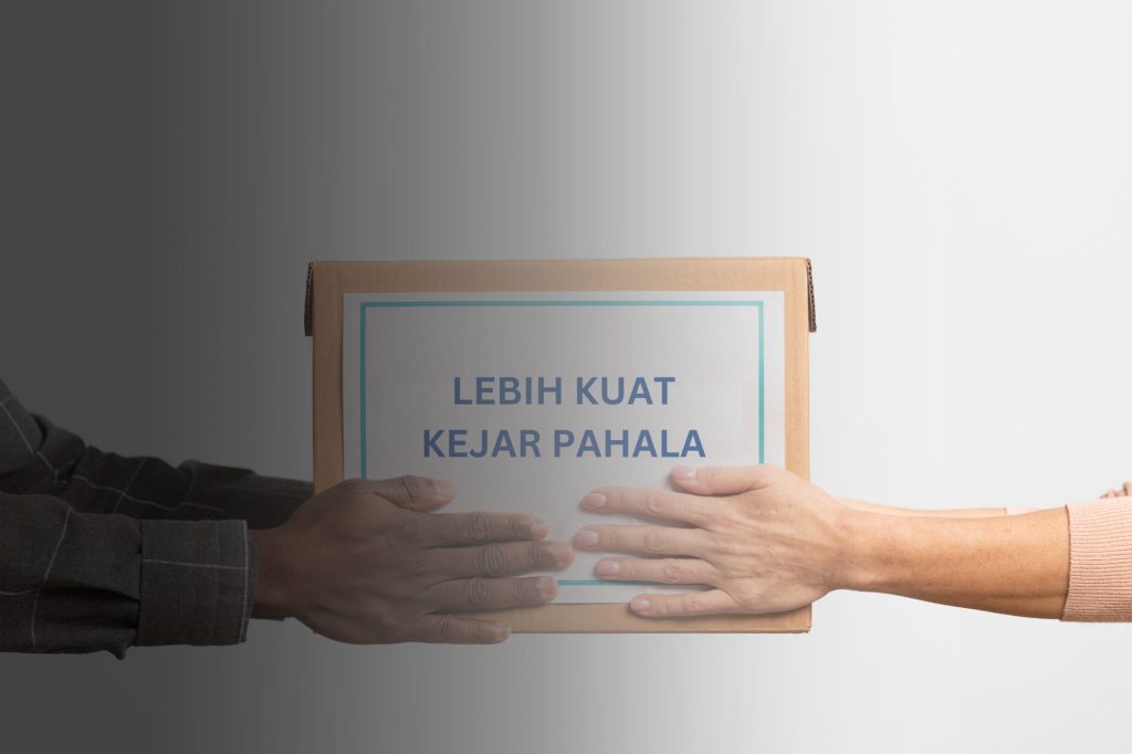 (Ilustrasi Donasi saat bulan ramadan, Sumber: Canva)
