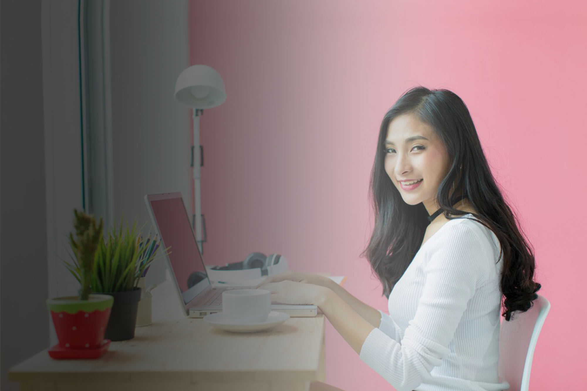 Duduk Lama Bikin Sakit Punggung? Redakan dengan Cara Alami Ini