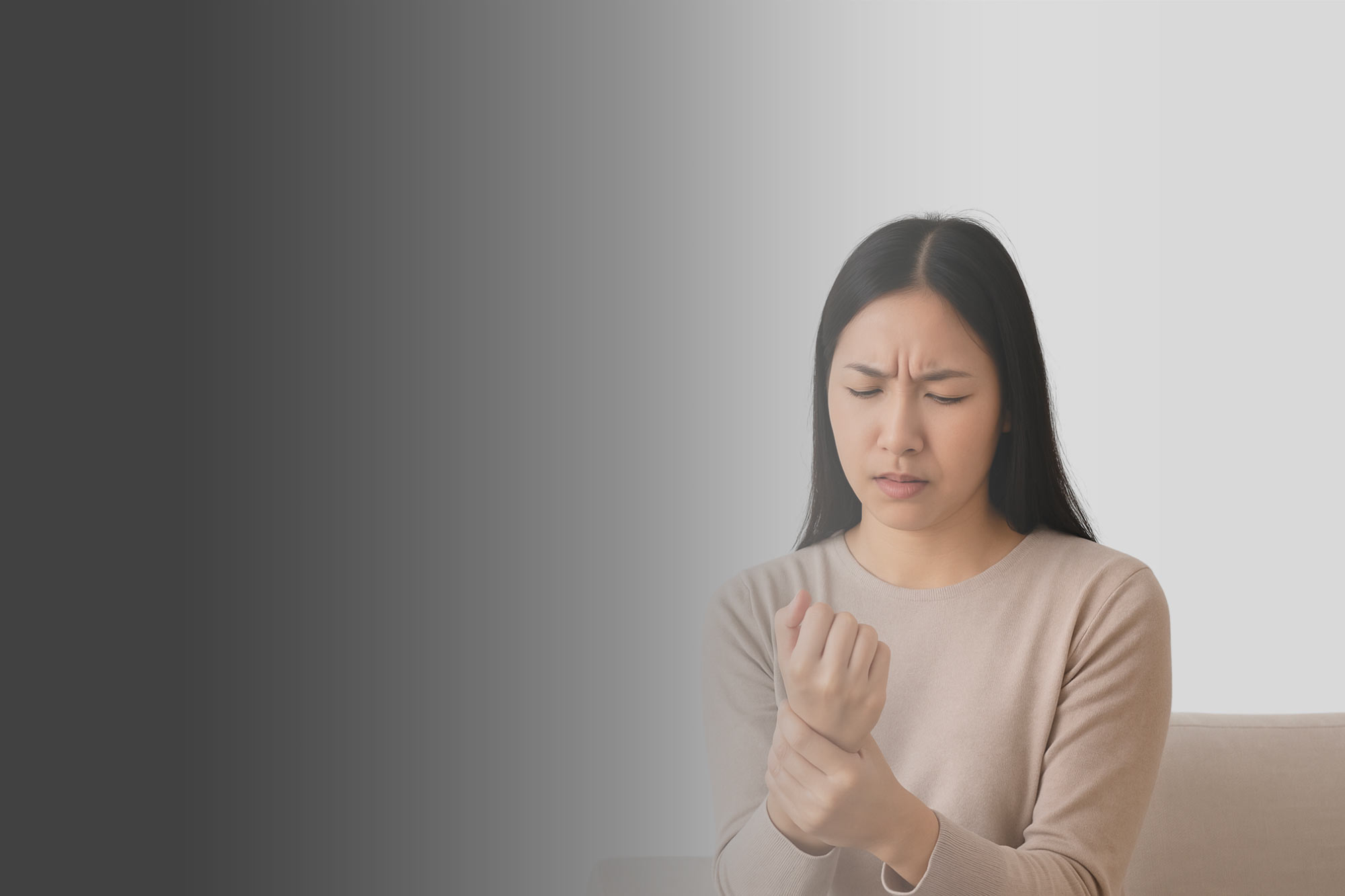 Tangan dan Kaki Sering Kebas dan Kesemutan? Ikuti Tips Ini!